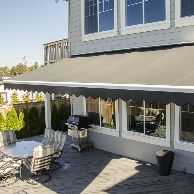 Retractable Awning Rainier Deck