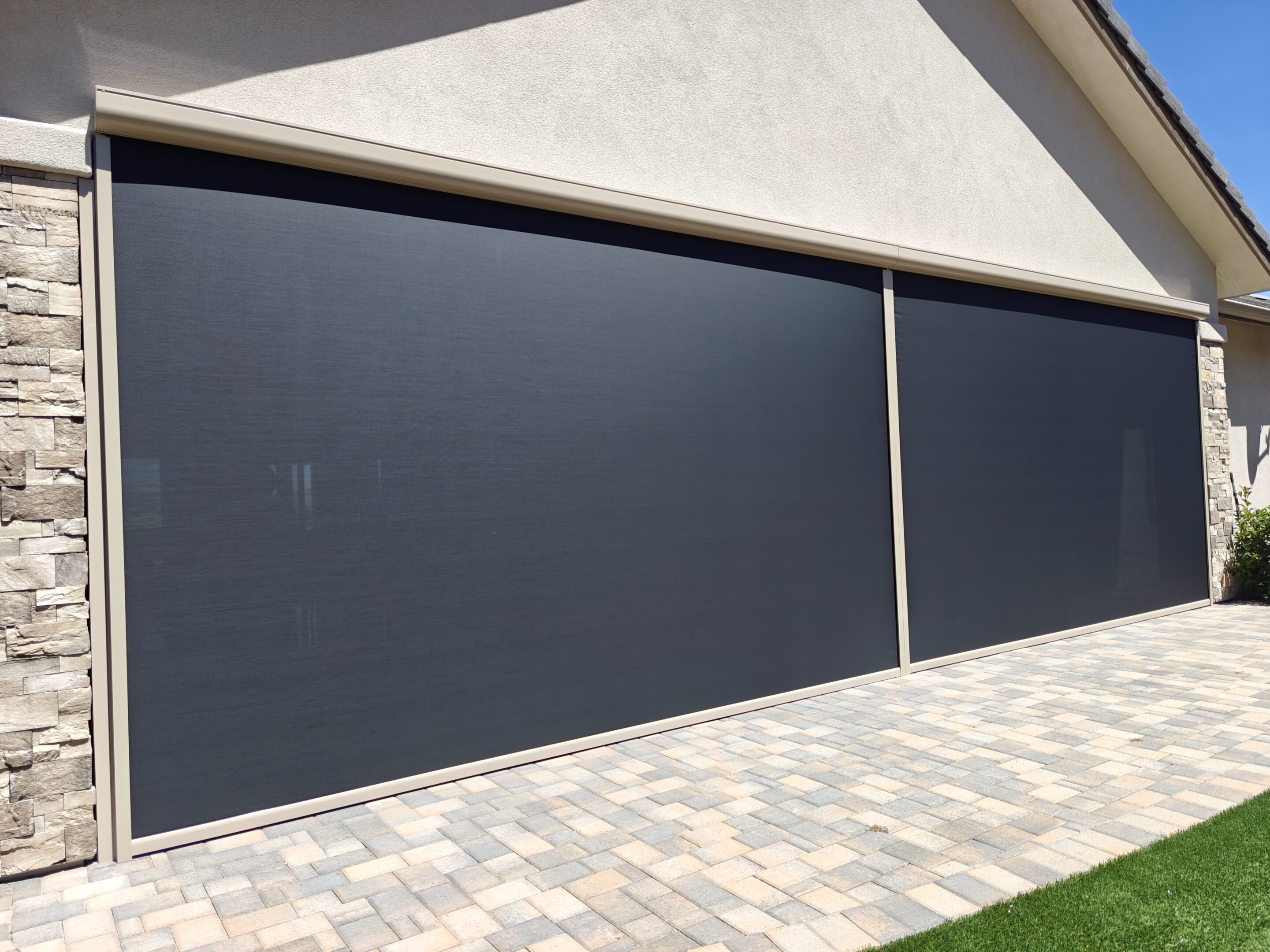 Prescott_Valley_Patio_Shade_Exterior_View Black Exterior Solar Shades By Pool