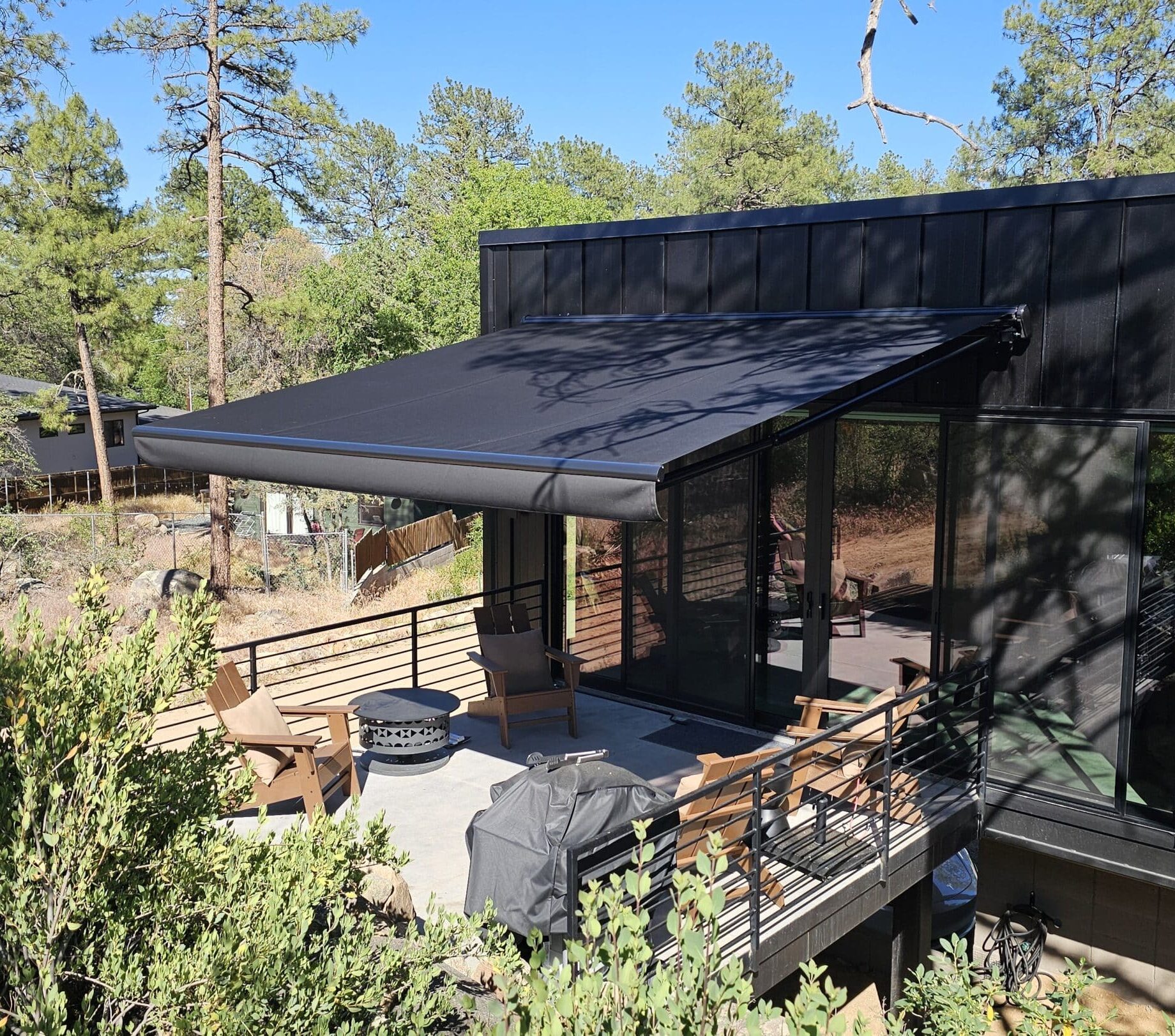 Retractable Awning Rainier Deck